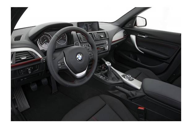 Prueba 10: BMW 116i, un compacto dinámico y premium