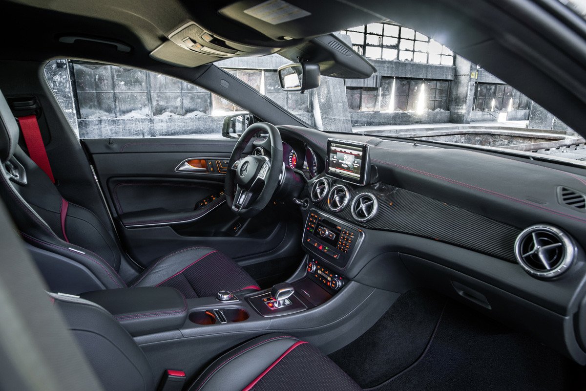 Mercedes CLA 45 AMG, la berlina compacta más potente y deportiva