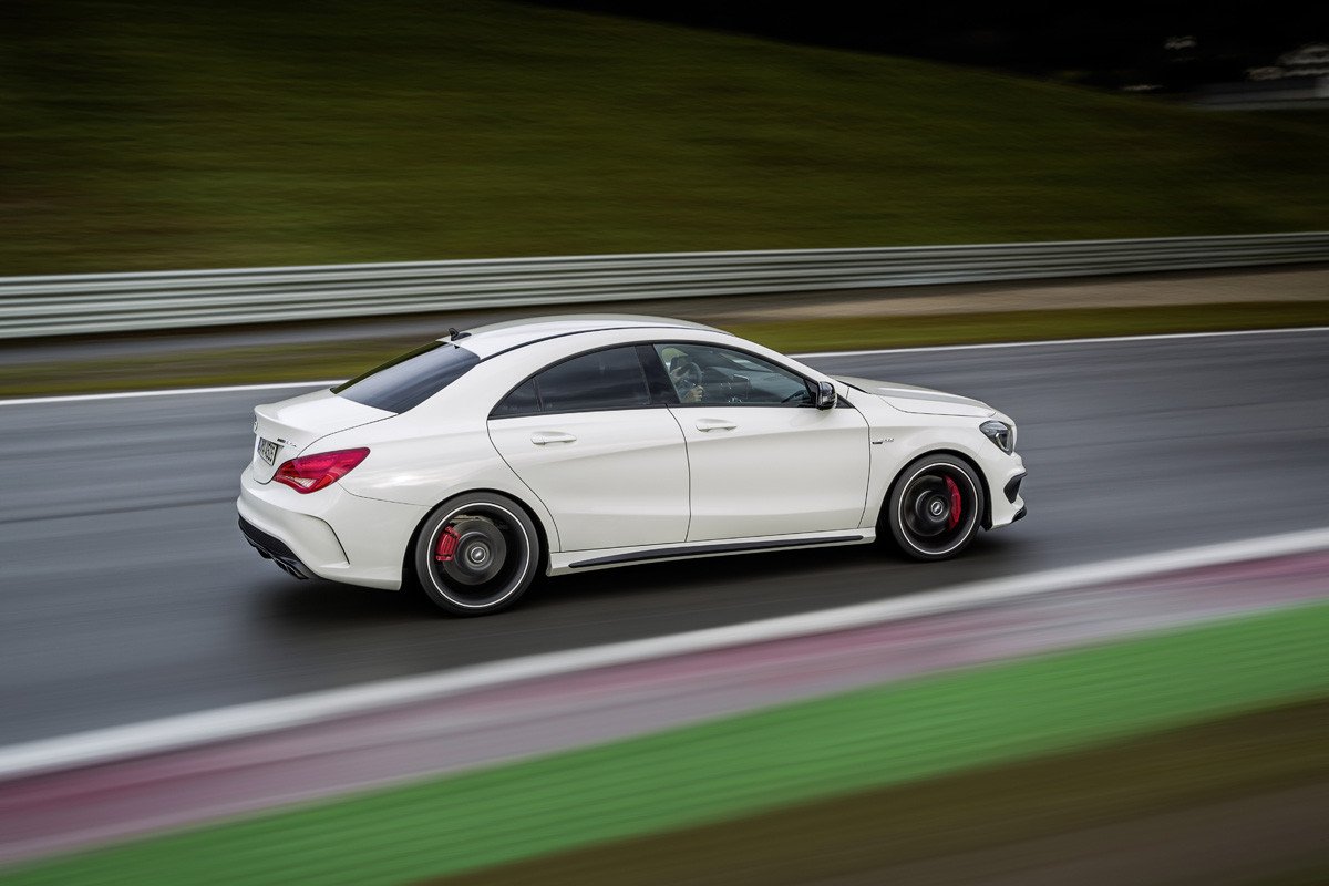 Mercedes CLA 45 AMG, la berlina compacta más potente y deportiva