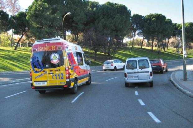 Así avisará la DGT en 2026: conectividad 3.0 y nuevo carril de emergencia en carretera