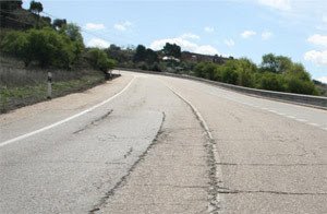 Fundación CEA denuncia la escasa inversión en carreteras Fundación CEA denuncia la escasa inversión en carreteras