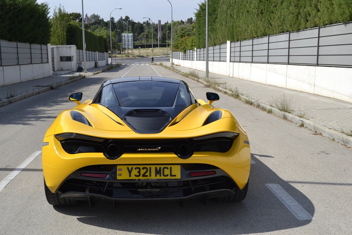 Probamos el McLaren 720S: Una experiencia única