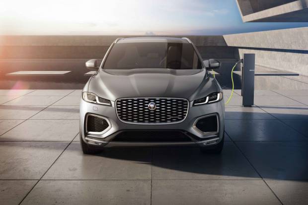 Nuevo Jaguar F-PACE: estrena diseño y motorizaciones híbridas