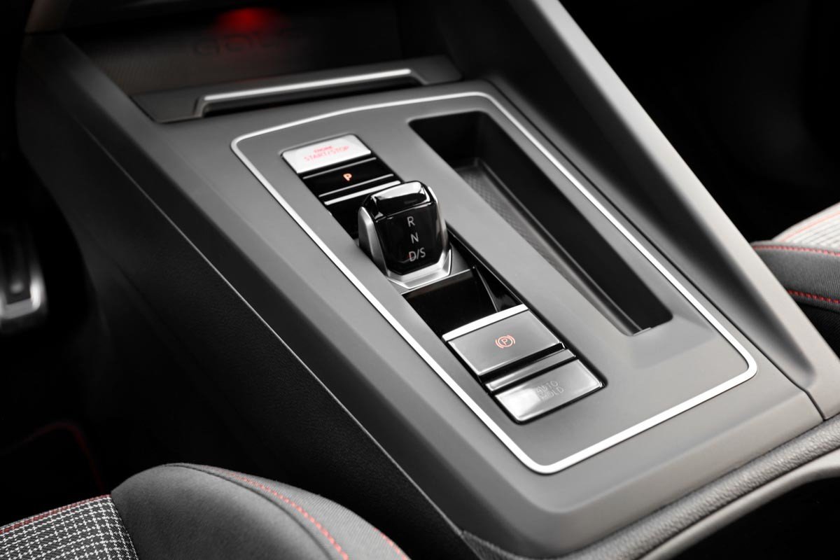 Prueba en circuito del Volkswagen Golf GTI: con opinión y precio