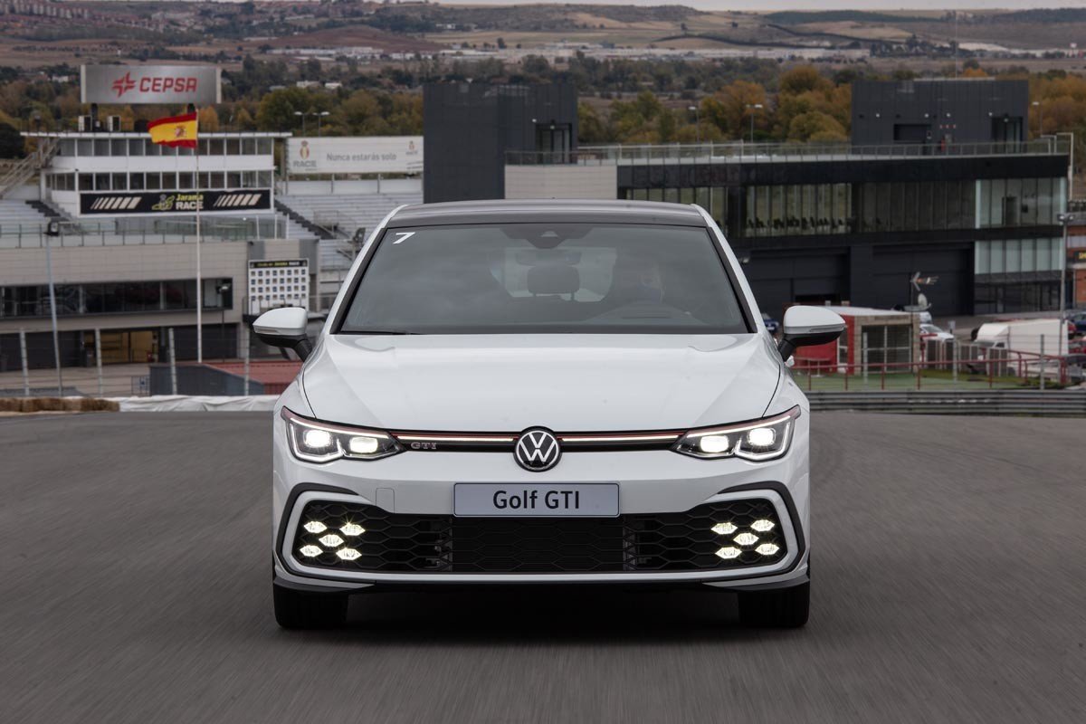 Prueba en circuito del Volkswagen Golf GTI: con opinión y precio