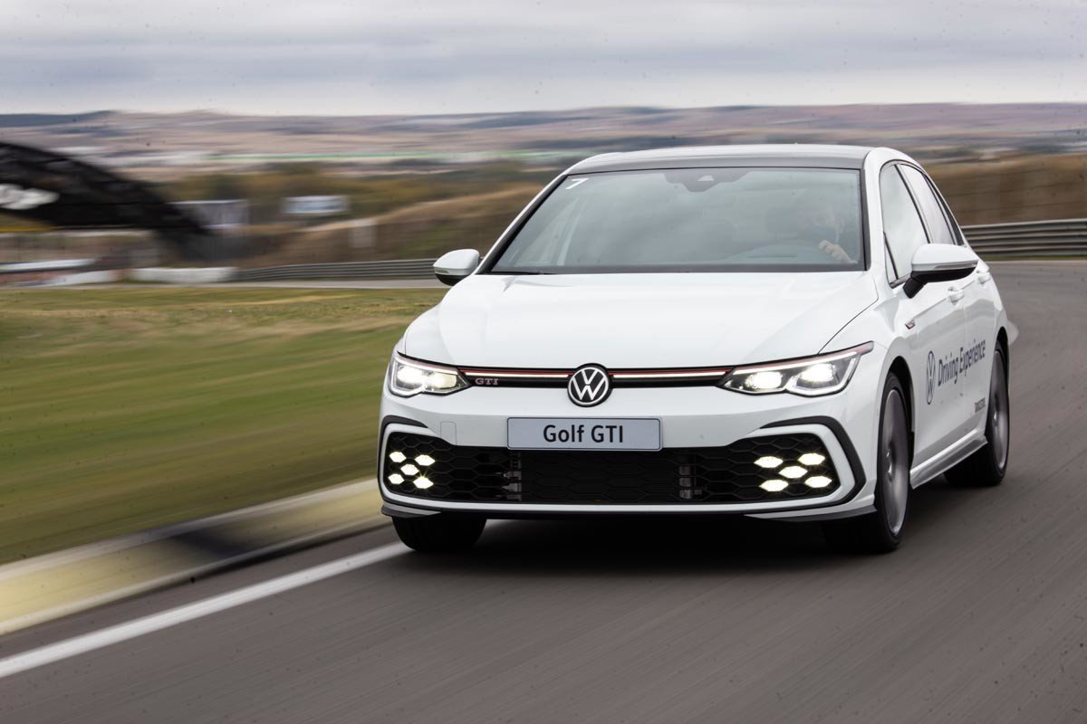 Prueba en circuito del Volkswagen Golf GTI: con opinión y precio