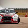 El Nissan GT-R Nismo batiendo récords de derrapada “a lo bestia”