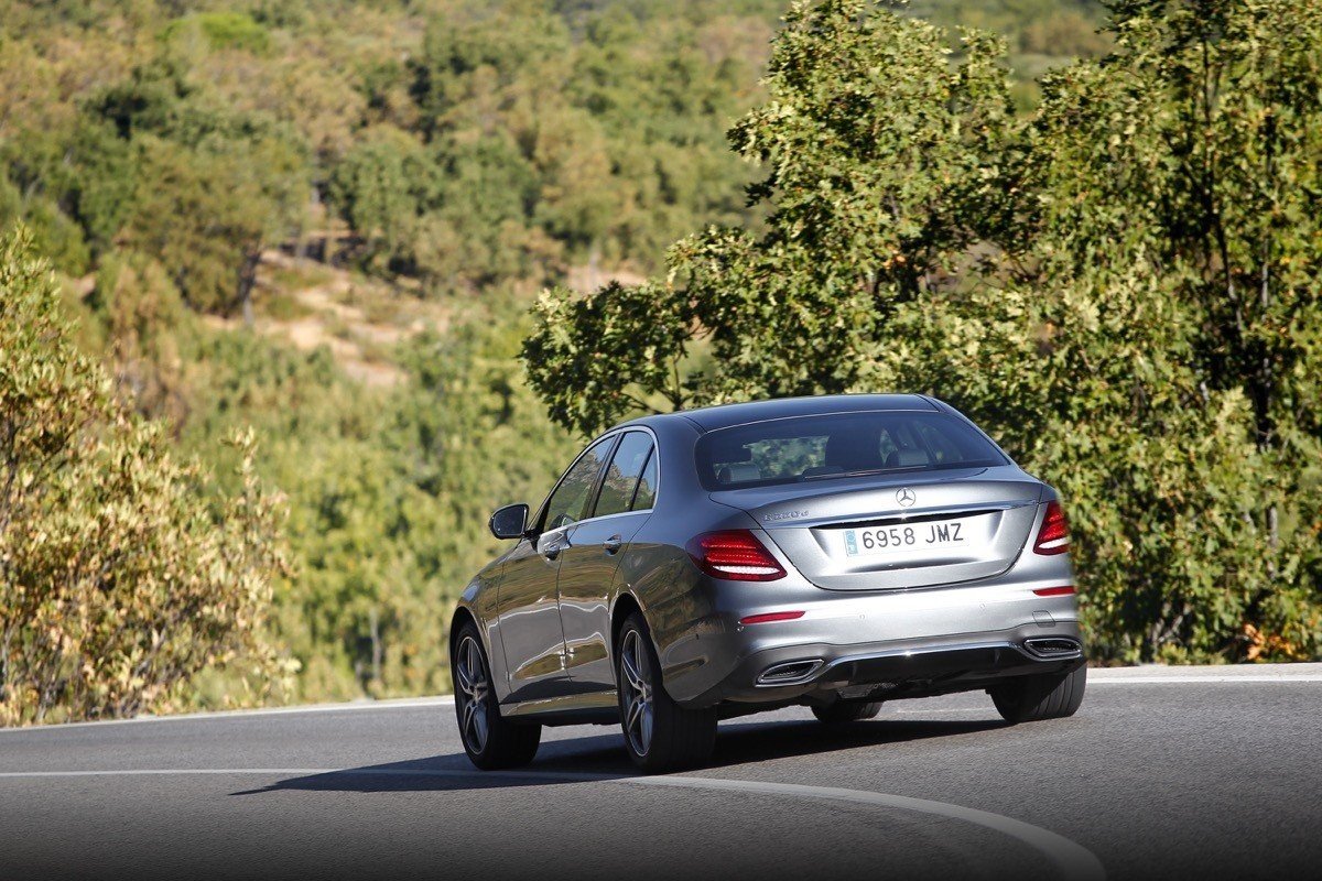 Prueba Mercedes-Benz E 220 D 2016, dueño de la autopista