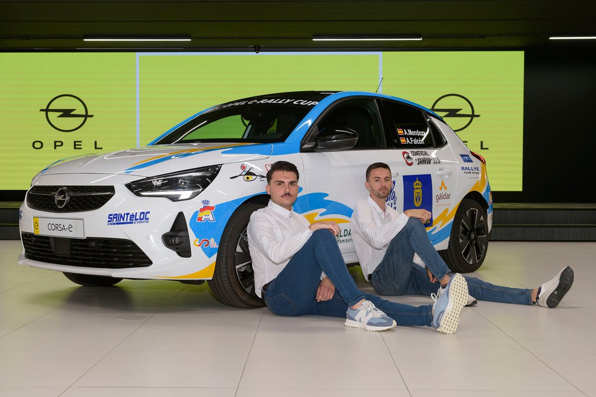 Opel presenta sus planes deportivos en España para la temporada 2023