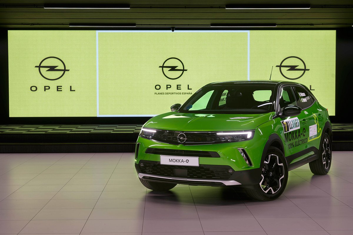 Opel presenta sus planes deportivos en España para la temporada 2023