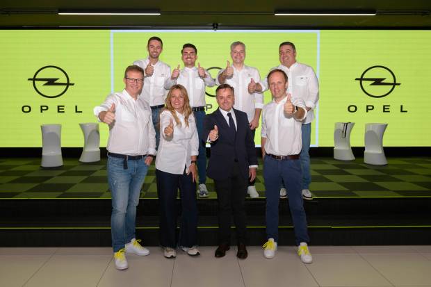 Opel presenta sus planes deportivos en España para la temporada 2023