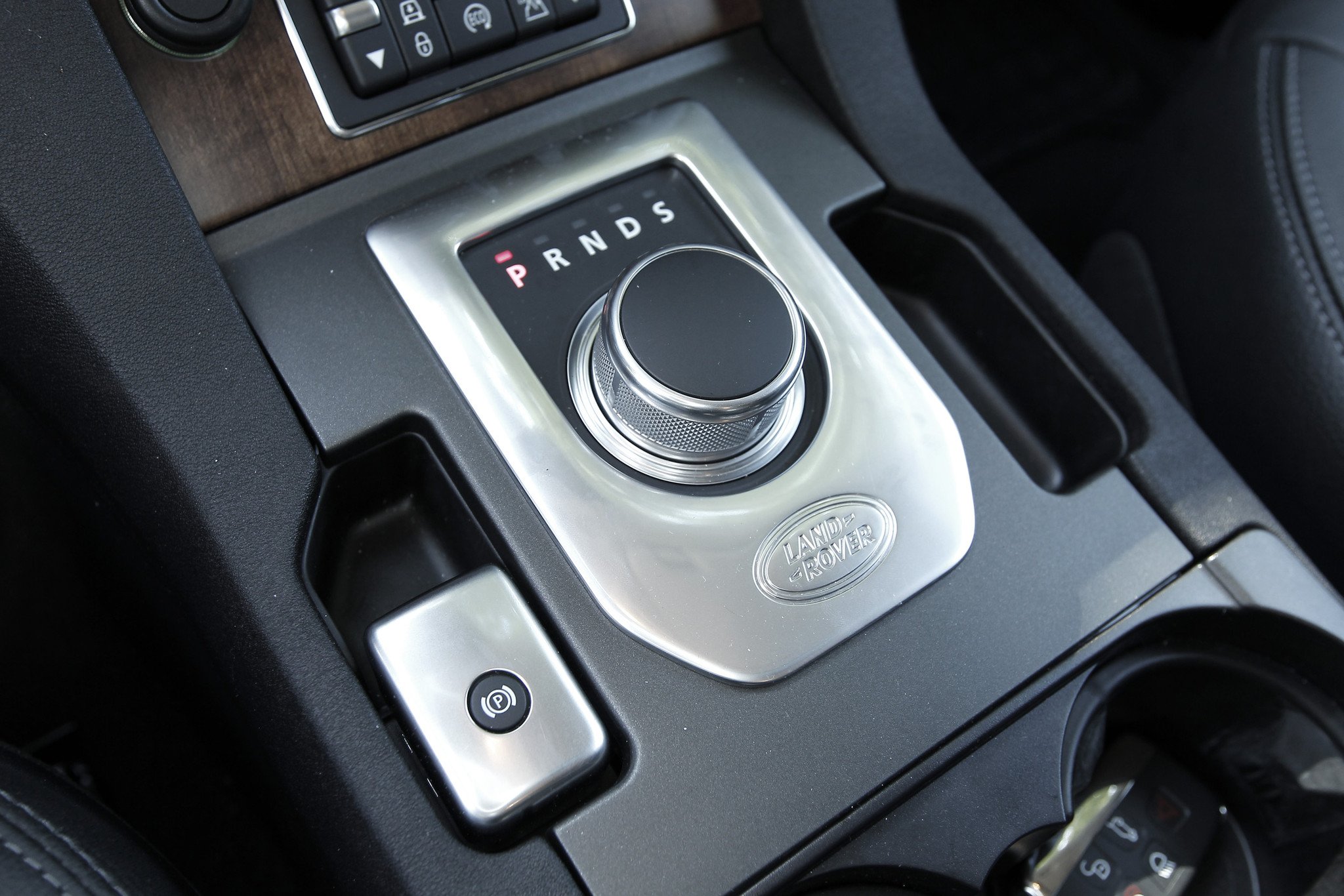 Land Rover Discovery 3.0 SDV6,  un auténtico SUV para carretera y campo