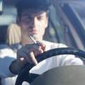 Fumar conduciendo perjudica tu salud y la del coche
