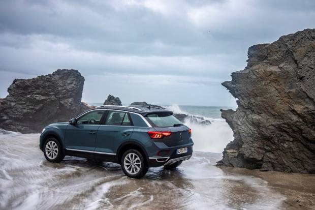 Cómo afecta a tu coche vivir cerca del mar 