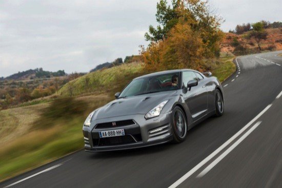 Nissan GT-R 2013: Godzilla sigue mejorando