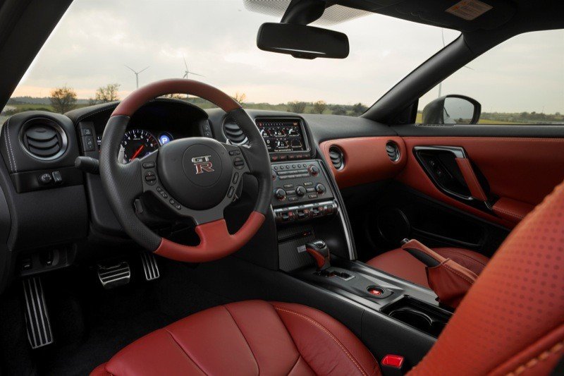Nissan GT-R 2013: Godzilla sigue mejorando