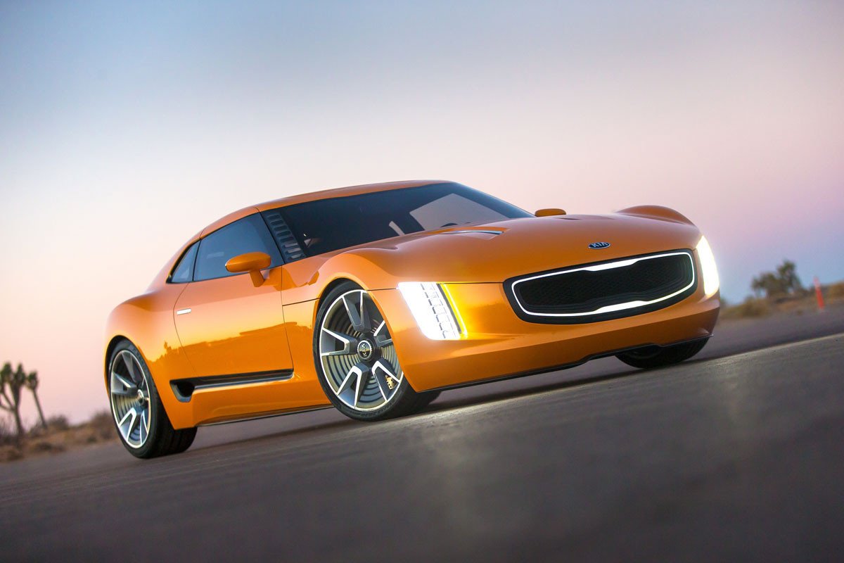 Se presenta el Kia GT4 Stinger en el Salón de Detroit
