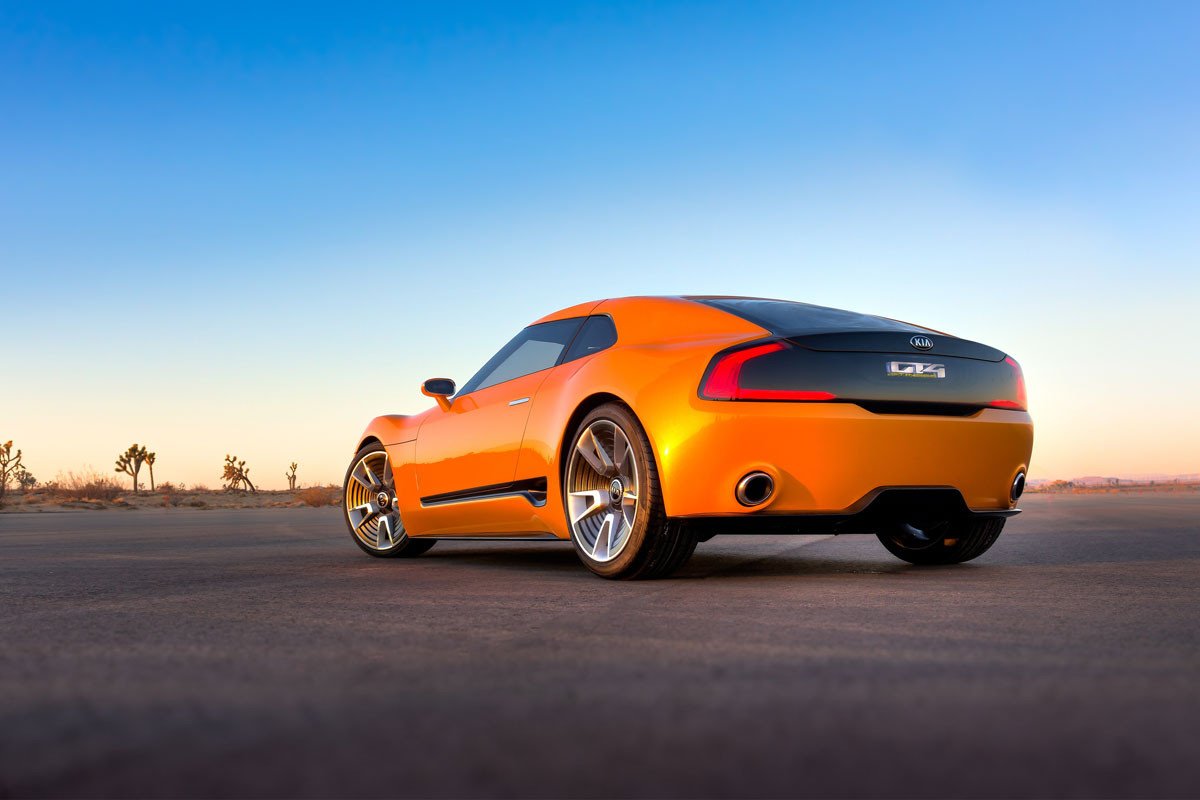 Se presenta el Kia GT4 Stinger en el Salón de Detroit