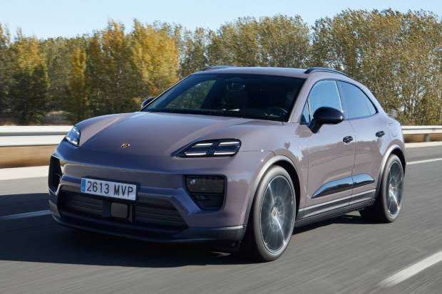 Prueba y opinión Porsche Macan 2024: un SUV eléctrico con el ADN deportivo de la marca