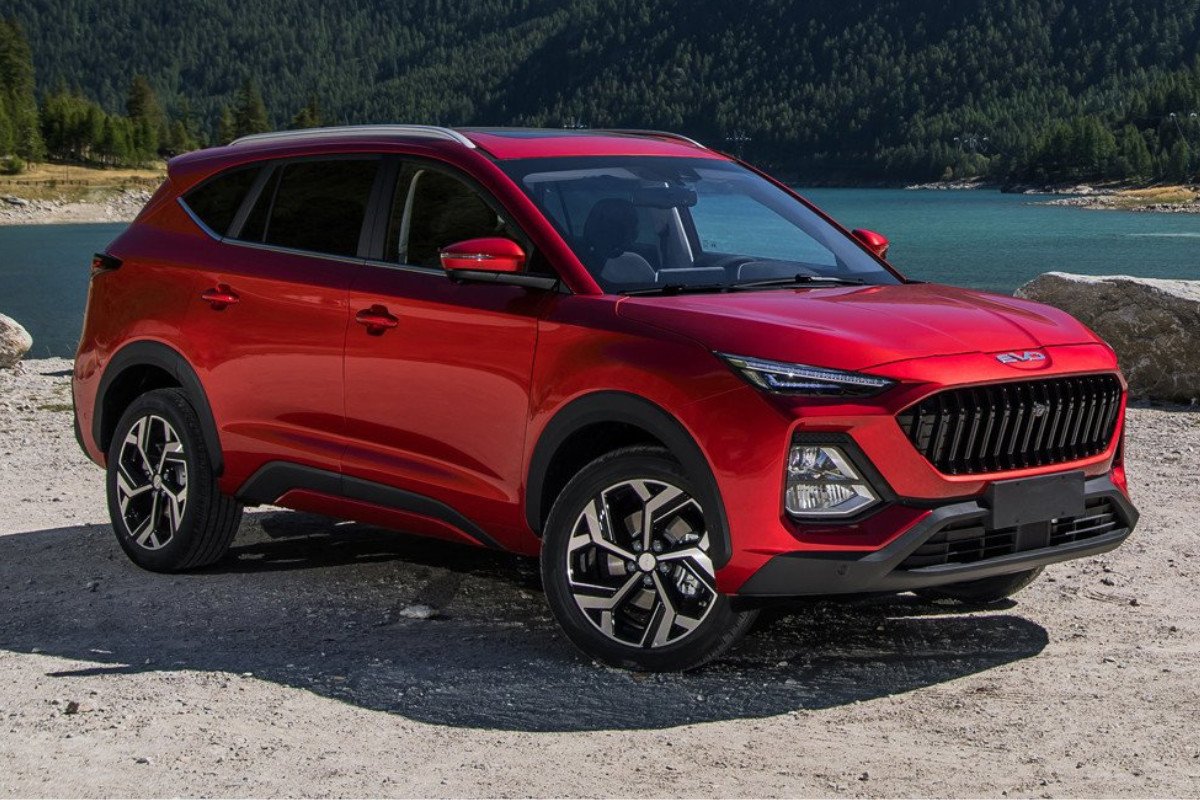 Lateral del EVO 7, suv familiar de diseño deportivo