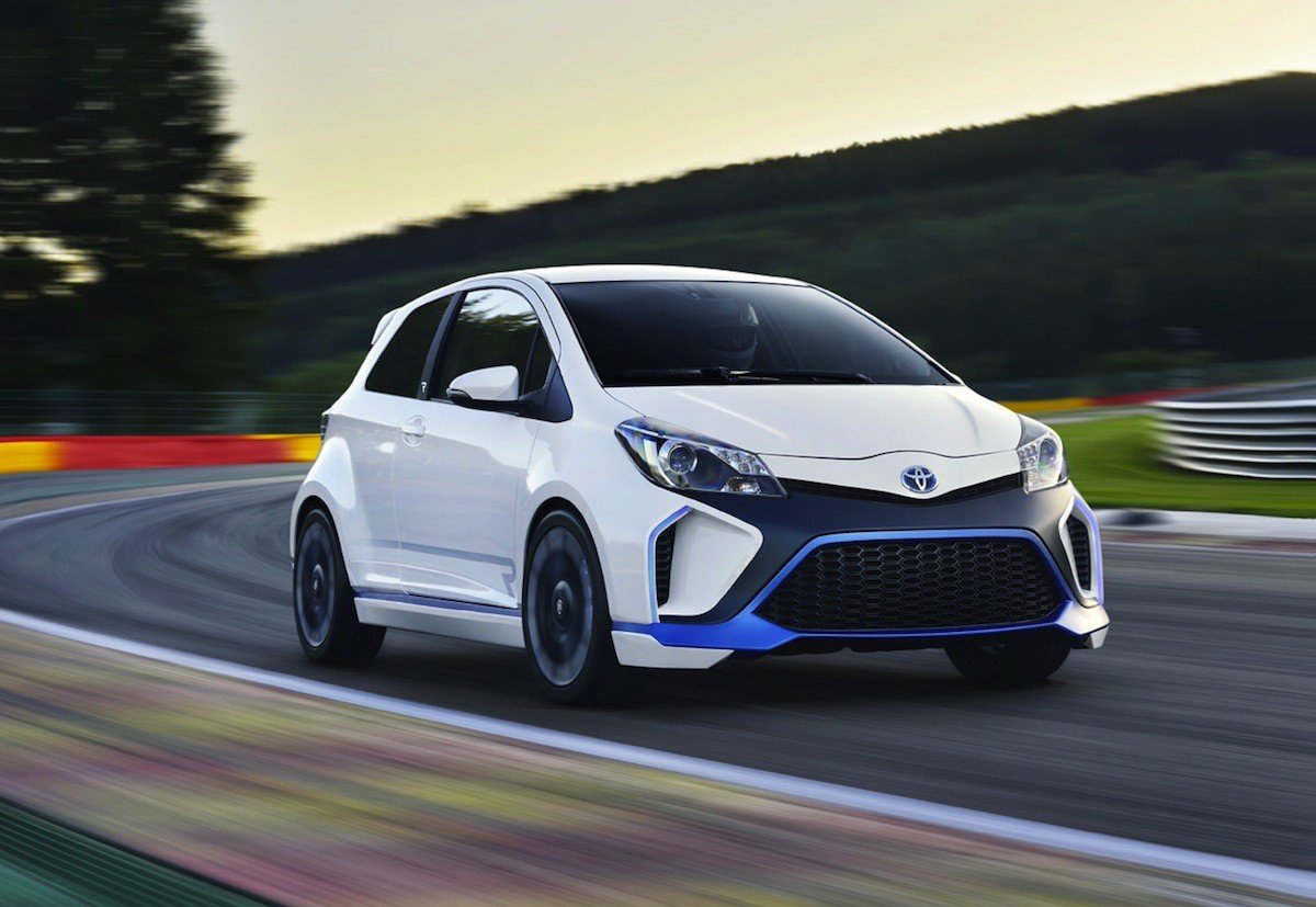 Toyota Yaris Hybrid-R Concept con 4 motores y 420 CV.