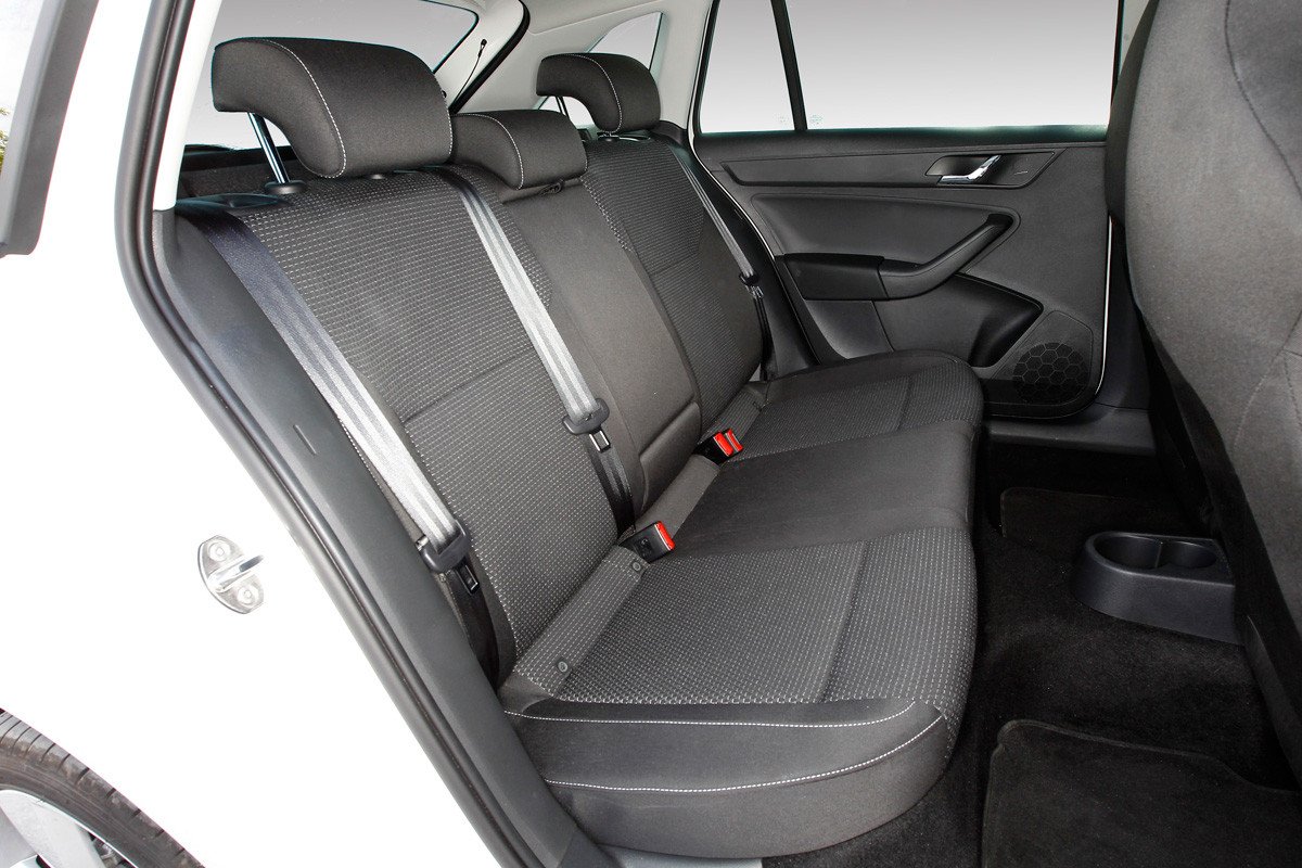 Prueba Skoda Spaceback 1.4 TSI DSG: un compacto sencillo pero muy completo