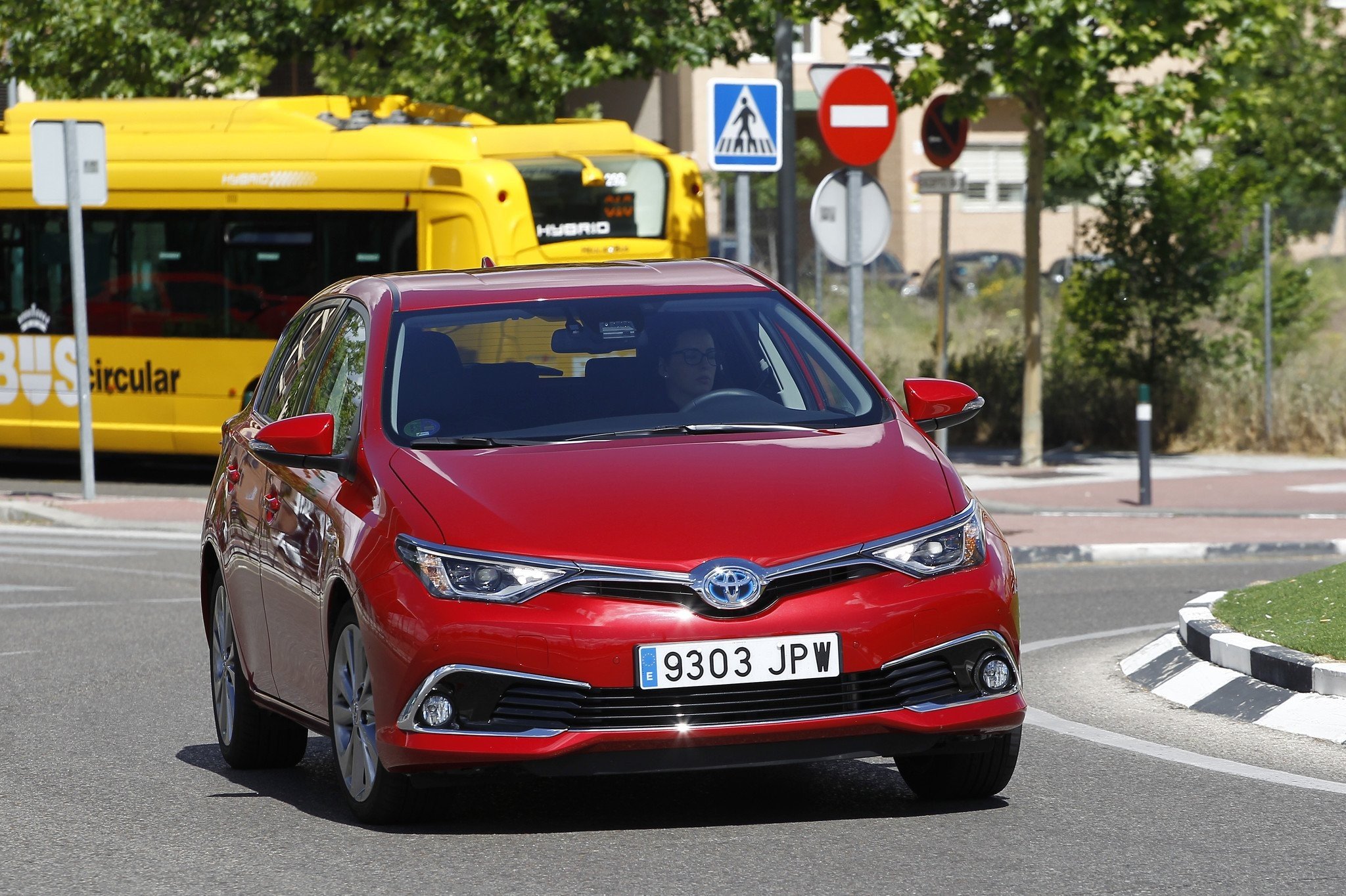 Prueba Toyota Auris Hybrid 2016: el híbrido que deberías comprar