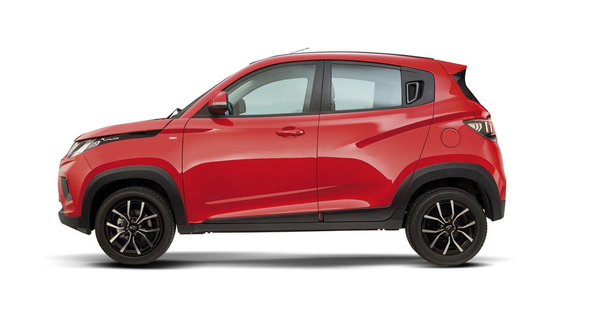La gama Mahindra se actualiza: KUV100 y XUV500 mejoran diseño y dotación