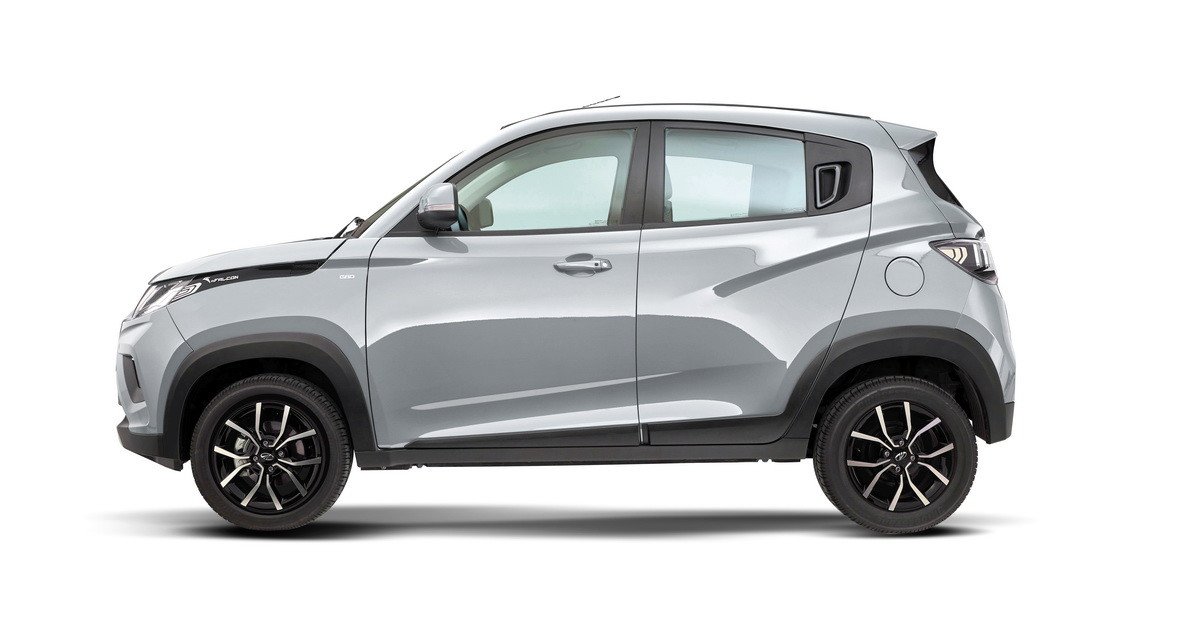 La gama Mahindra se actualiza: KUV100 y XUV500 mejoran diseño y dotación