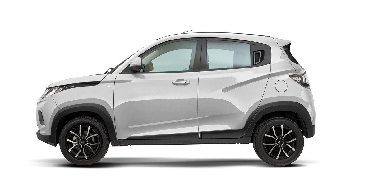 La gama Mahindra se actualiza: KUV100 y XUV500 mejoran diseño y dotación