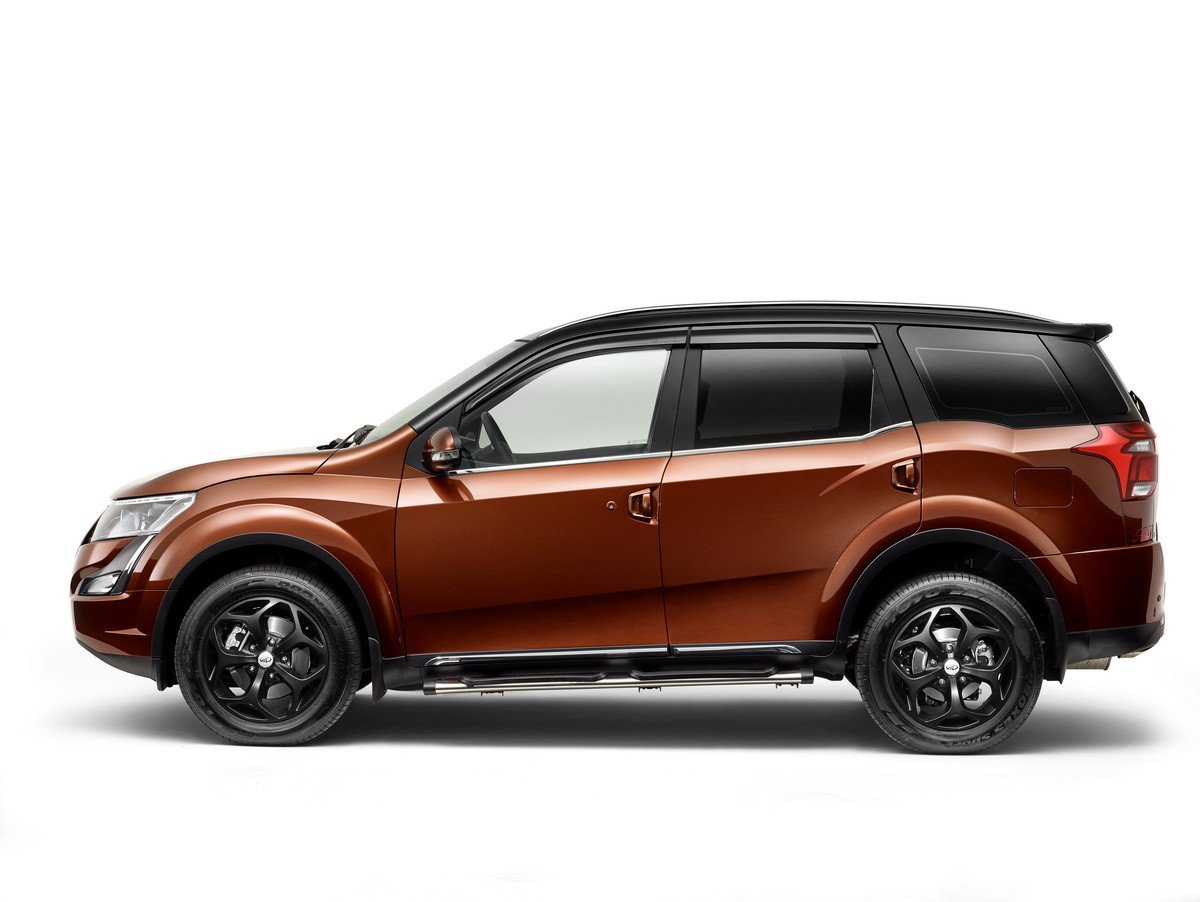 La gama Mahindra se actualiza: KUV100 y XUV500 mejoran diseño y dotación