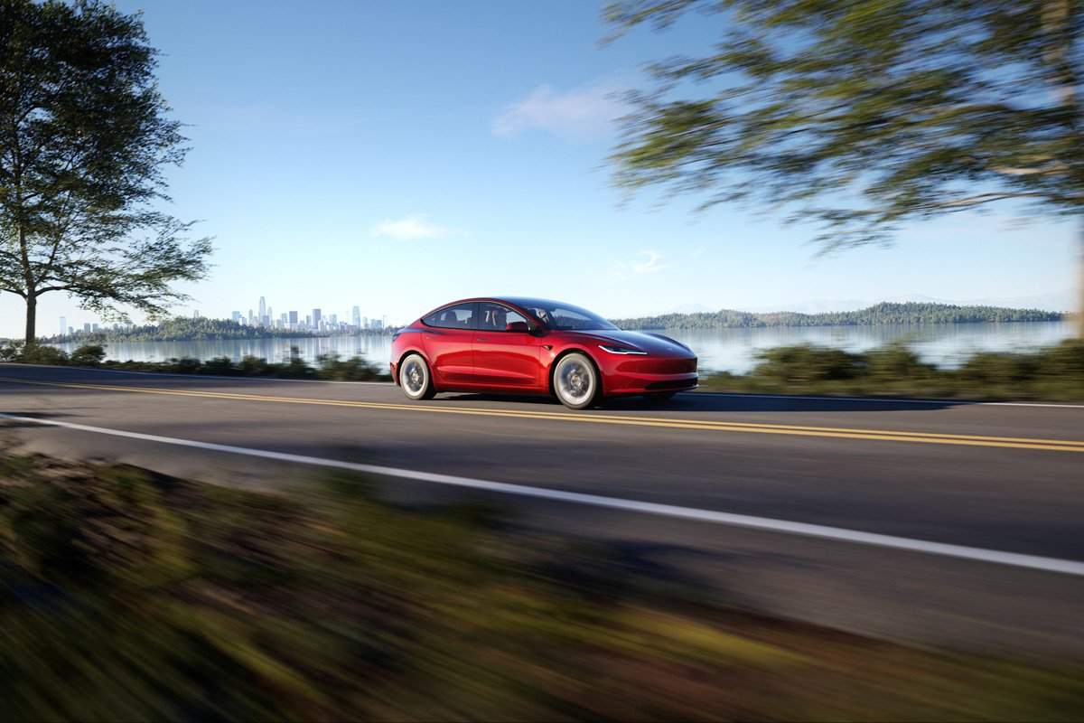 Así cambia el nuevo Tesla Model 3: exterior, interior y más autonomía al mismo precio