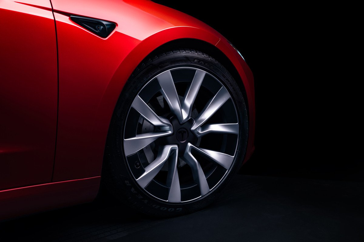Así cambia el nuevo Tesla Model 3: exterior, interior y más autonomía al mismo precio