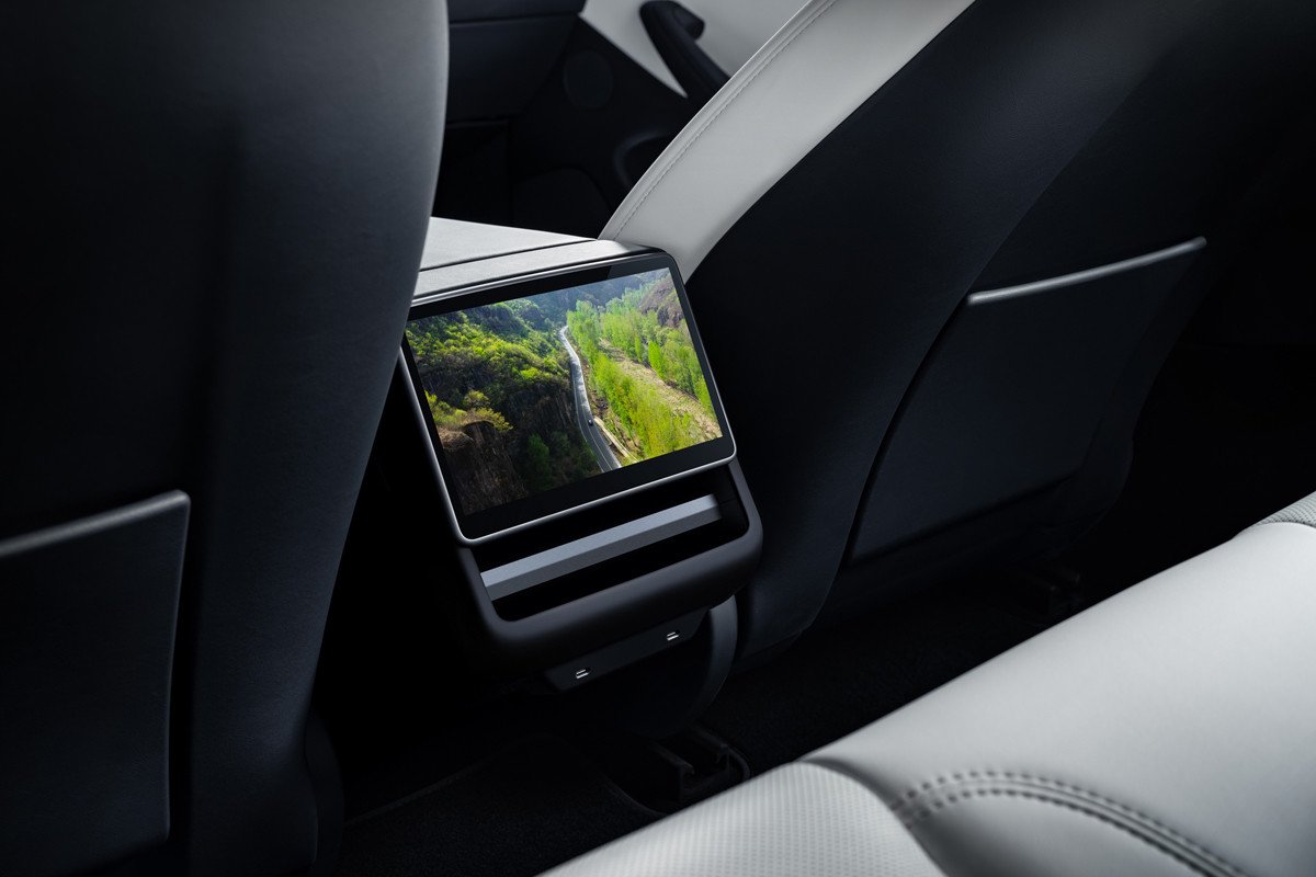 Así cambia el nuevo Tesla Model 3: exterior, interior y más autonomía al mismo precio