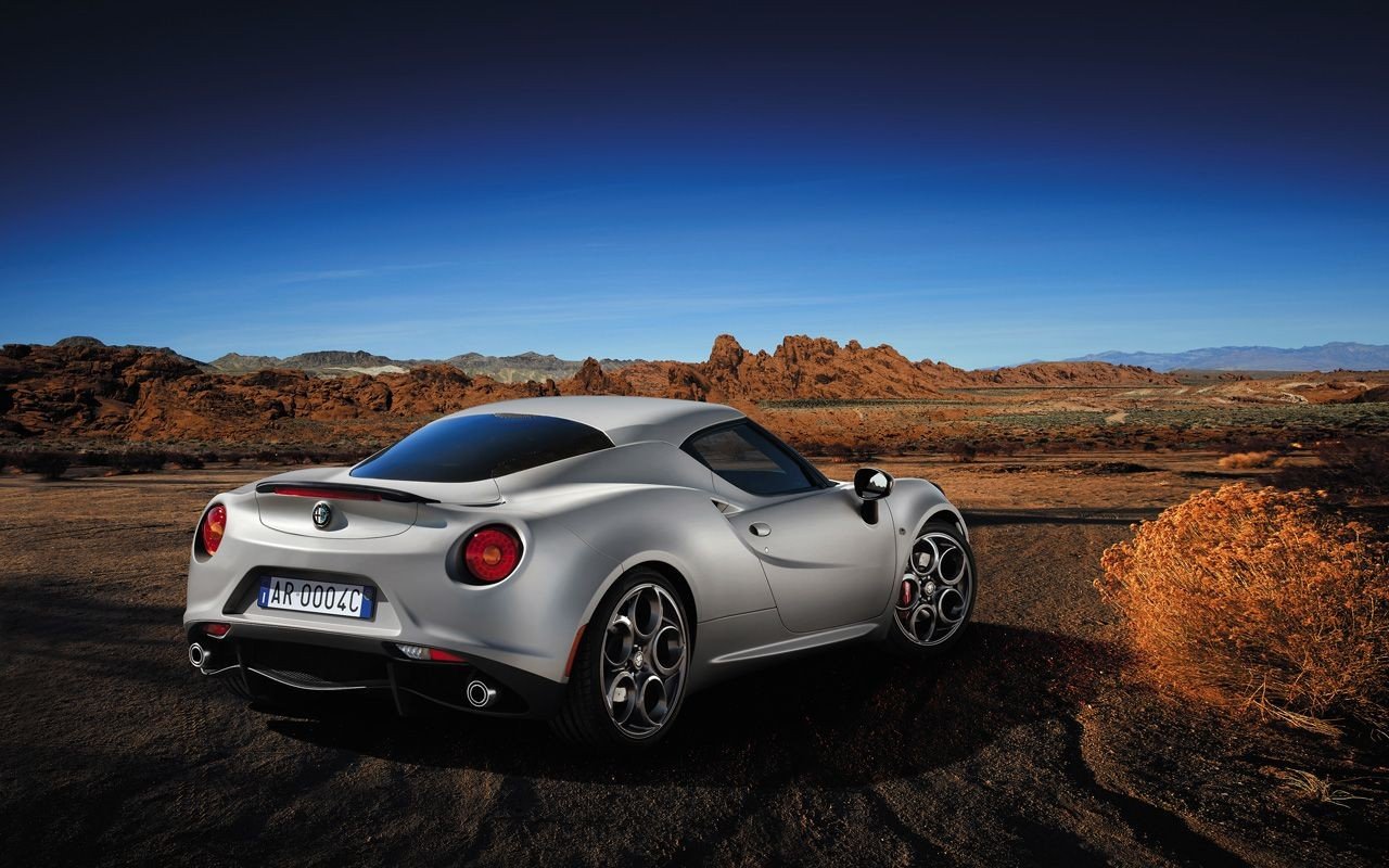 Alfa Romeo 4C: algunas curiosidades sobre su producción