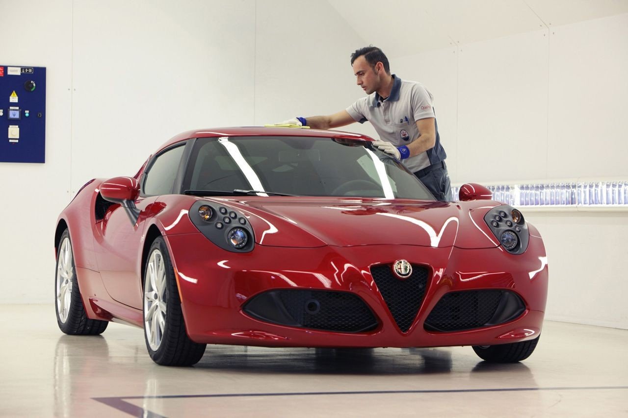 Alfa Romeo 4C: algunas curiosidades sobre su producción