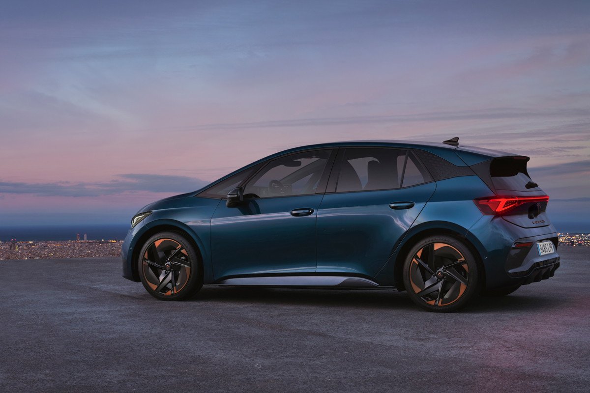 Prueba y opinión del CUPRA Born: precios, gama, interior