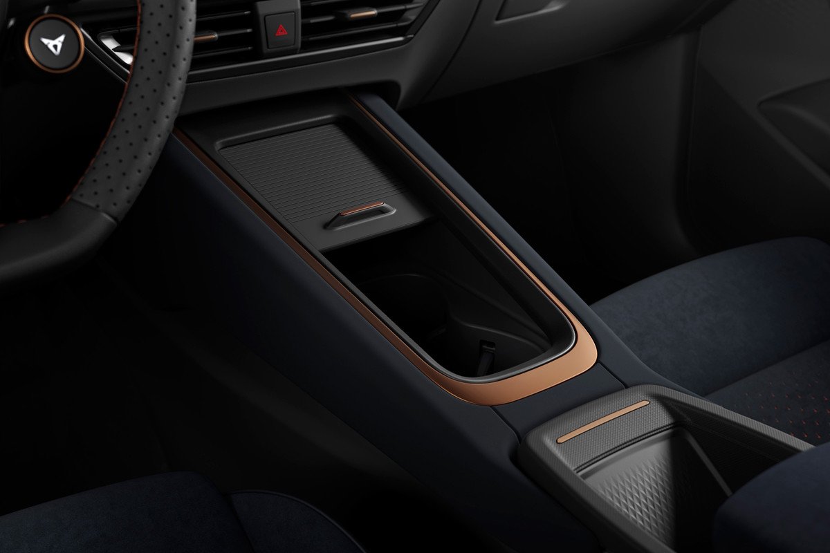 Prueba y opinión del CUPRA Born: precios, gama, interior