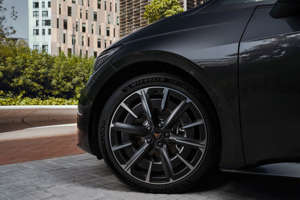 Prueba y opinión del CUPRA Born: precios, gama, interior