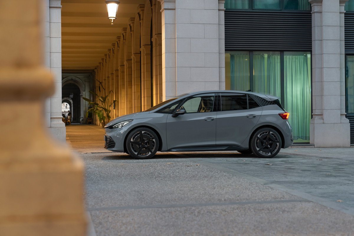 Prueba y opinión del CUPRA Born: precios, gama, interior