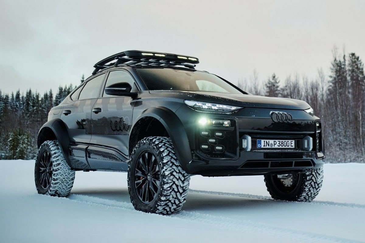 Audi Q6 e-tron offroad