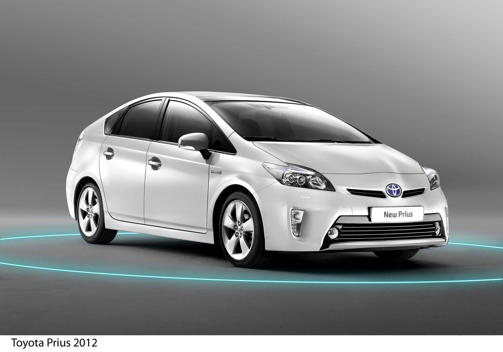 Toyota Prius 2012, nuevo diseño y equipamiento