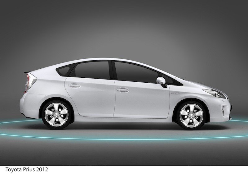 Toyota Prius 2012, nuevo diseño y equipamiento