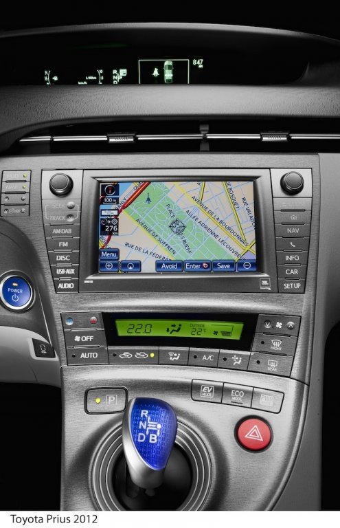Toyota Prius 2012, nuevo diseño y equipamiento