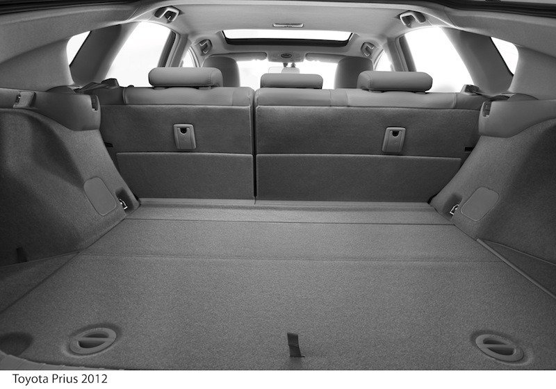 Toyota Prius 2012, nuevo diseño y equipamiento