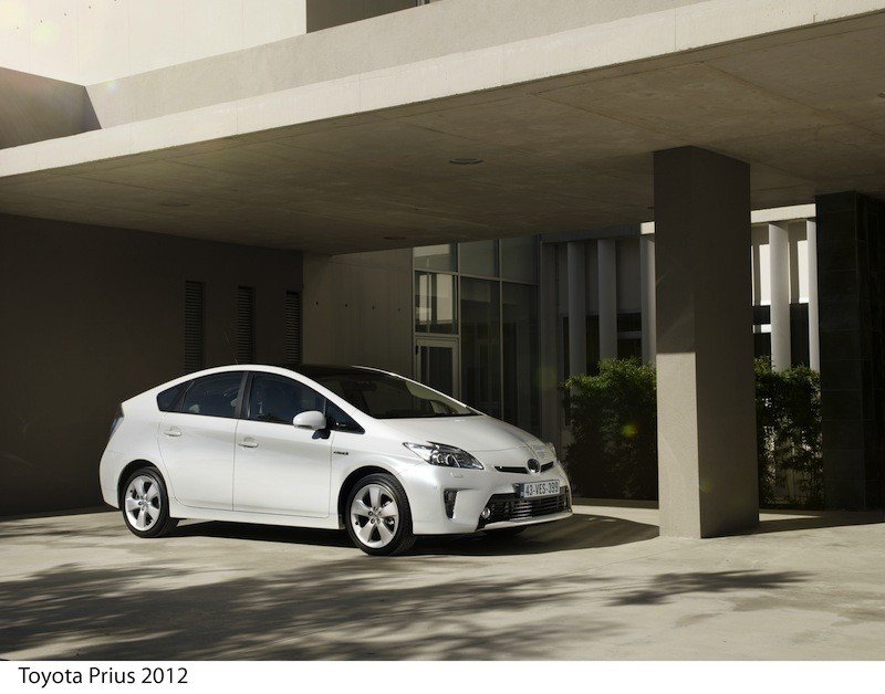 Toyota Prius 2012, nuevo diseño y equipamiento