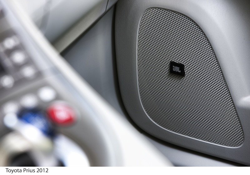 Toyota Prius 2012, nuevo diseño y equipamiento