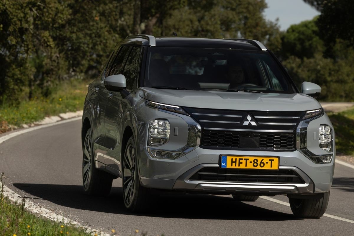Mitsubishi Outlander 2025 En marcha 1