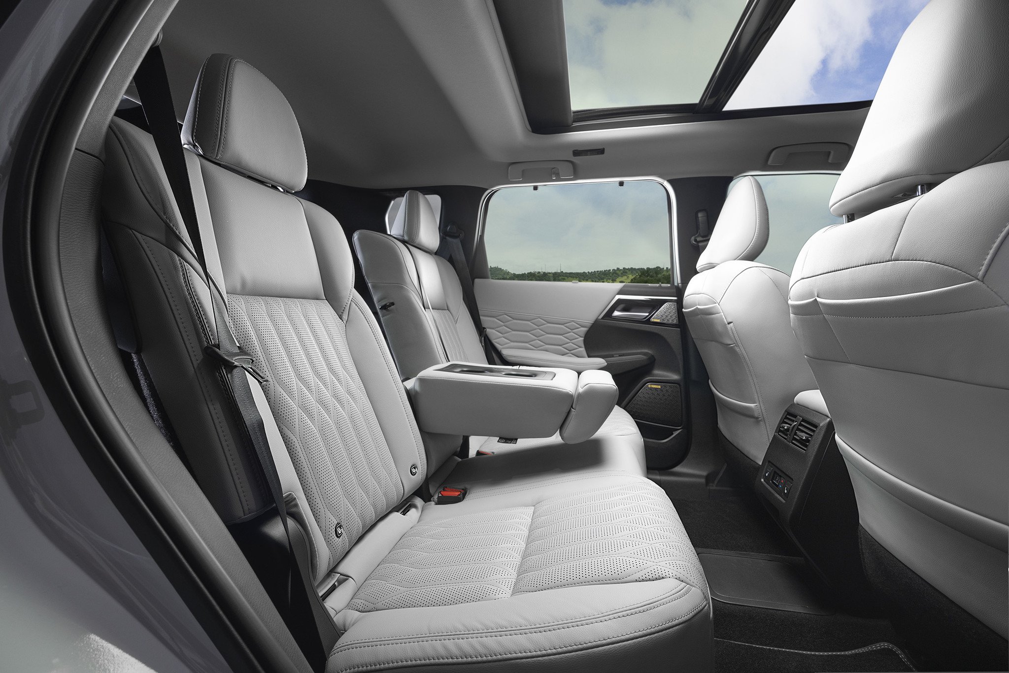 Mitsubishi Outlander 2025 Interior Blanco