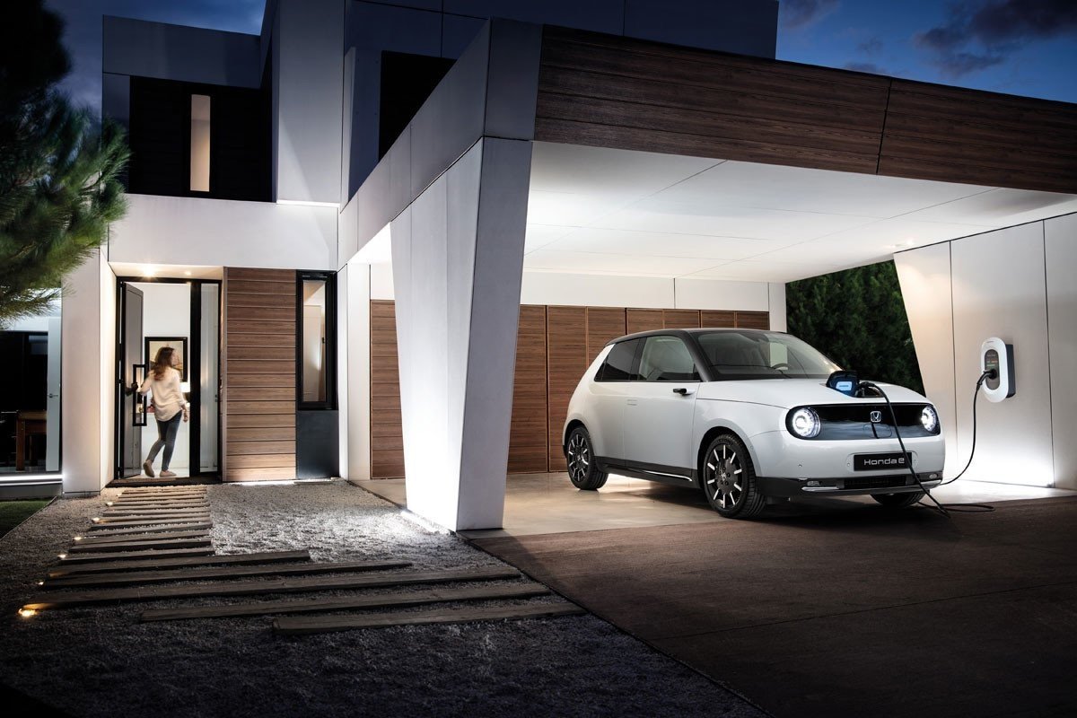cargar coche eléctrico